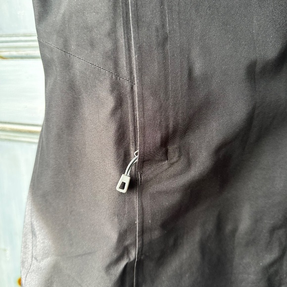 Patagonia W's Triolet  Alpine Shell Jacket Size M - Picture 11 of 13